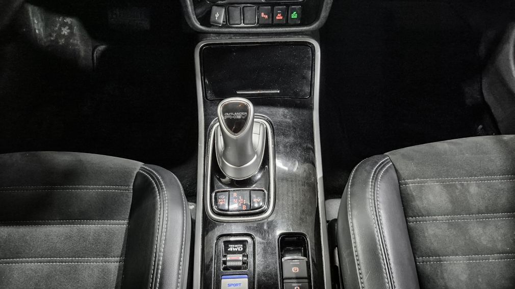 Mitsubishi Outlander PHEV SE 2022 d&rsquo;occasion à vendre - 18