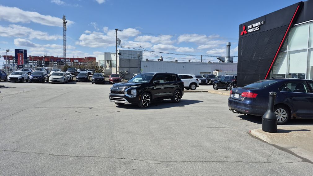 Mitsubishi Outlander PHEV SEL 2023 d&rsquo;occasion à vendre - 3
