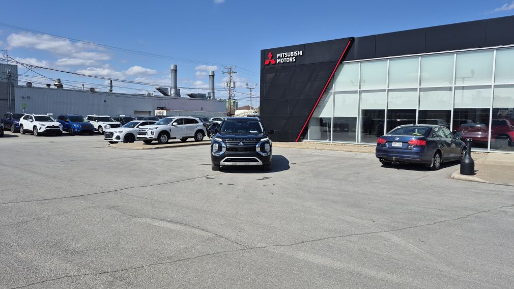 Mitsubishi Outlander PHEV SEL 2023 d&rsquo;occasion à vendre - 2