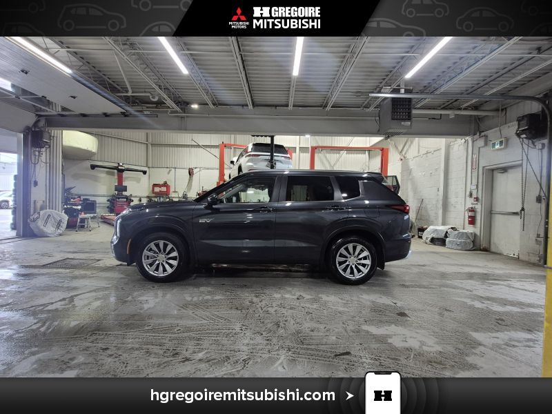 2025 Mitsubishi Outlander PHEV