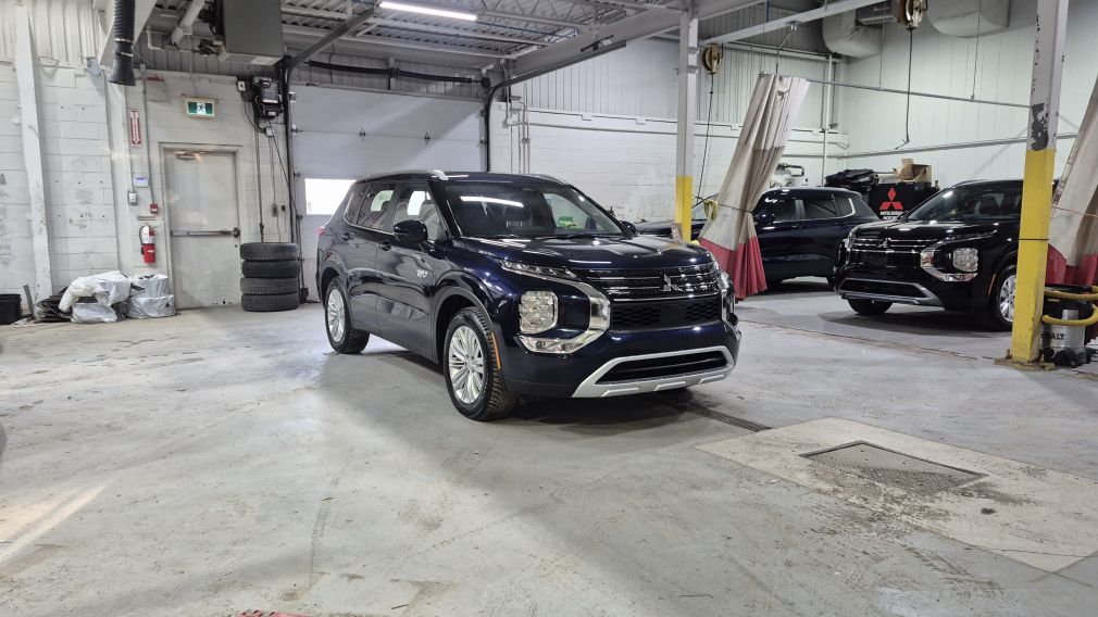 Mitsubishi Outlander PHEV LE