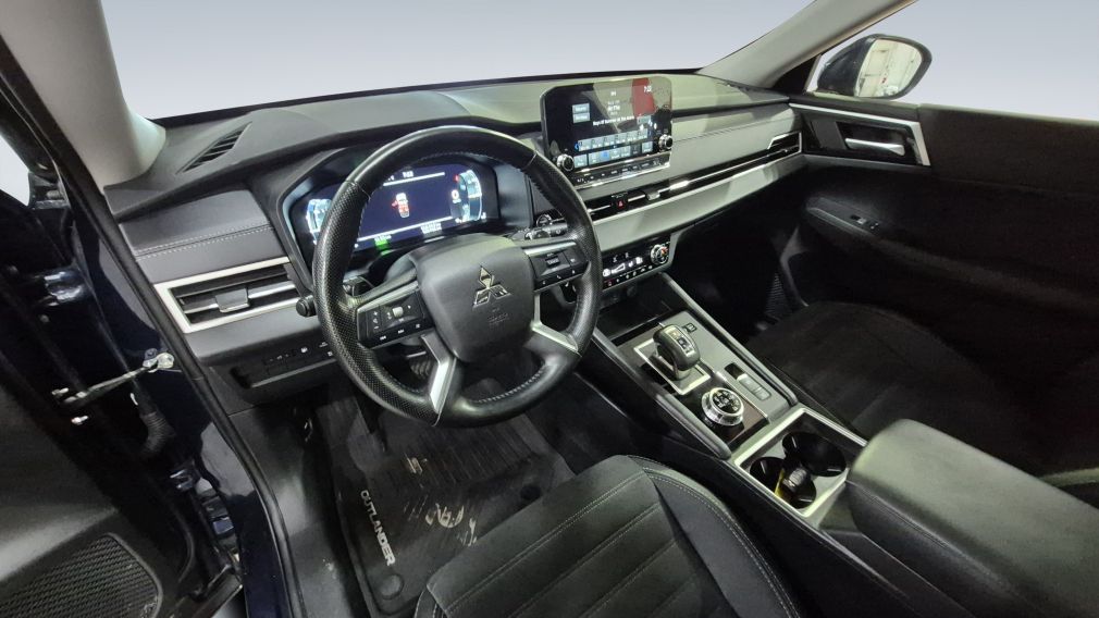 Mitsubishi Outlander PHEV LE 2025 à vendre à Trois-Rivières - 15