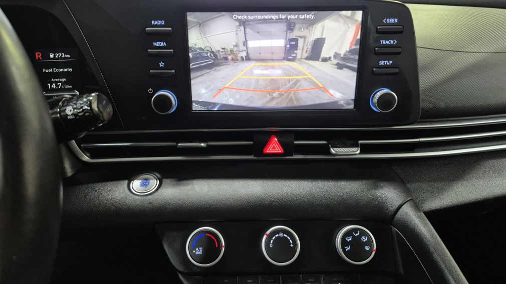 Hyundai Elantra Preferred 2023 d&rsquo;occasion à vendre - 20