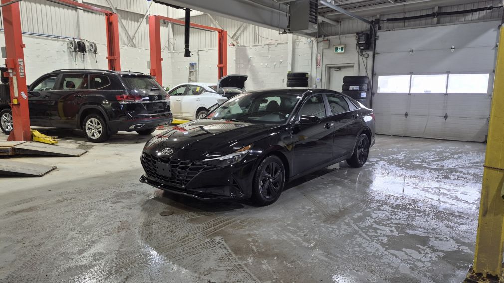 Hyundai Elantra Preferred 2023 d&rsquo;occasion à vendre - 3