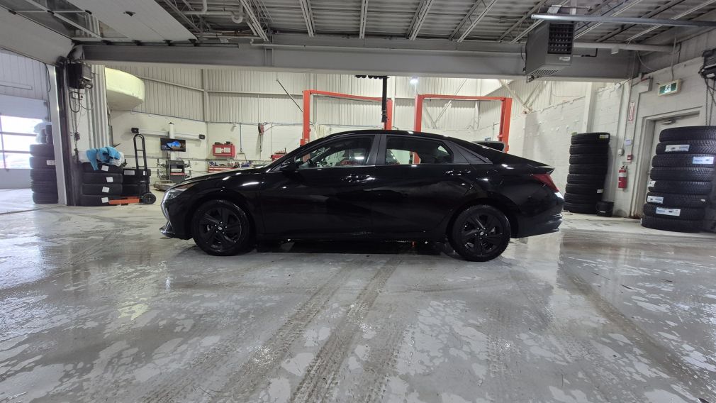 Hyundai Elantra Preferred 2023 d&rsquo;occasion à vendre - 4