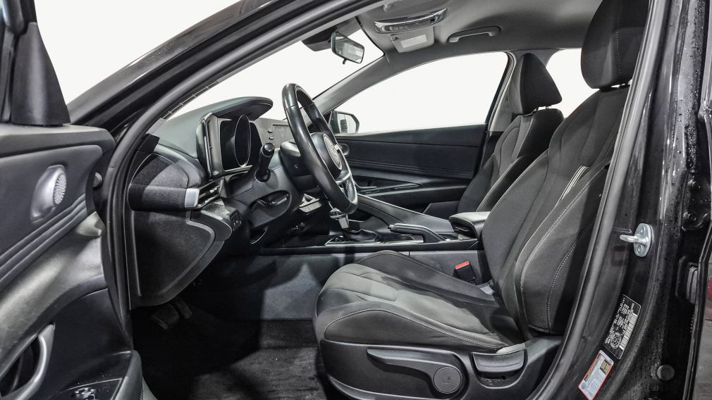 Hyundai Elantra Preferred 2023 d&rsquo;occasion à vendre - 11
