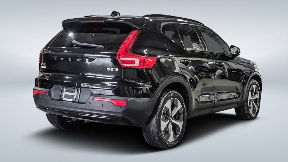 Volvo XC40 Plus Dark Theme 2023 à vendre à Trois-Rivières - 7