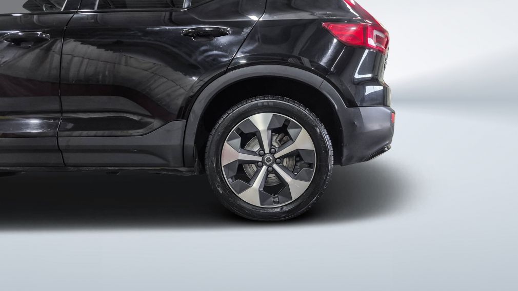 Volvo XC40 Plus Dark Theme 2023 à vendre à Trois-Rivières - 9