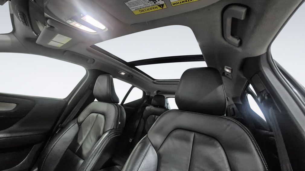 Volvo XC40 Plus Dark Theme 2023 à vendre à Trois-Rivières - 12