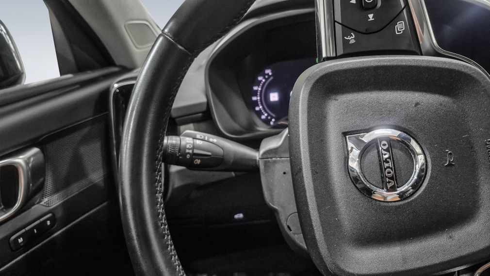 Volvo XC40 Plus Dark Theme 2023 à vendre à Trois-Rivières - 15