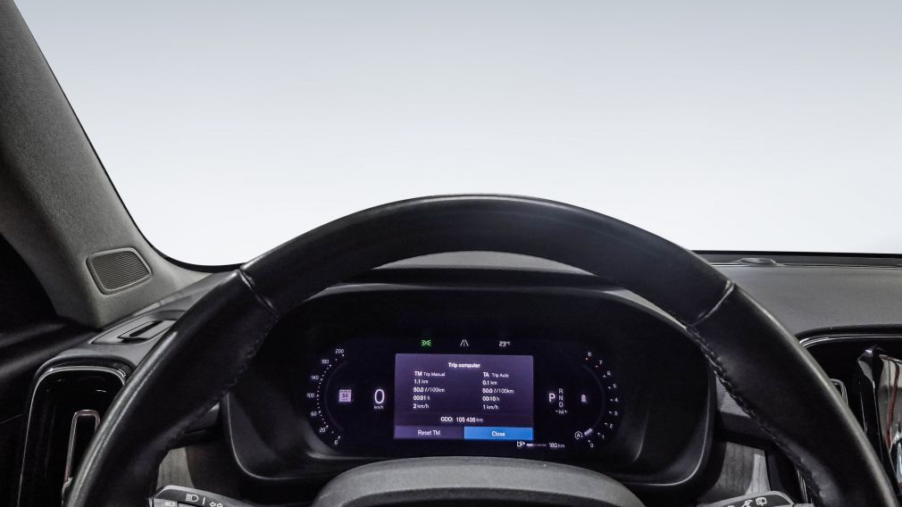 Volvo XC40 Plus Dark Theme 2023 à vendre à Trois-Rivières - 17
