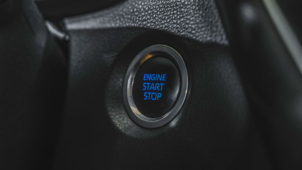 Toyota Corolla LE 2020 d&rsquo;occasion à vendre - 24