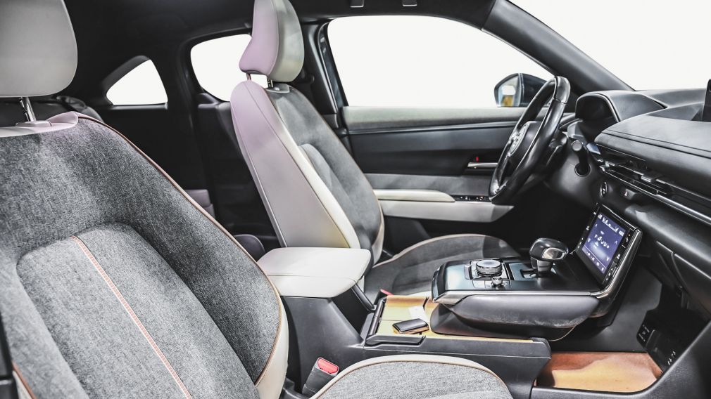 Mazda MX-30 GT 2022 d&rsquo;occasion à vendre - 30