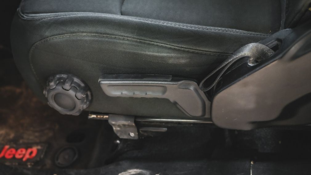 Jeep Wrangler Sport 2019 d&rsquo;occasion à vendre - 14