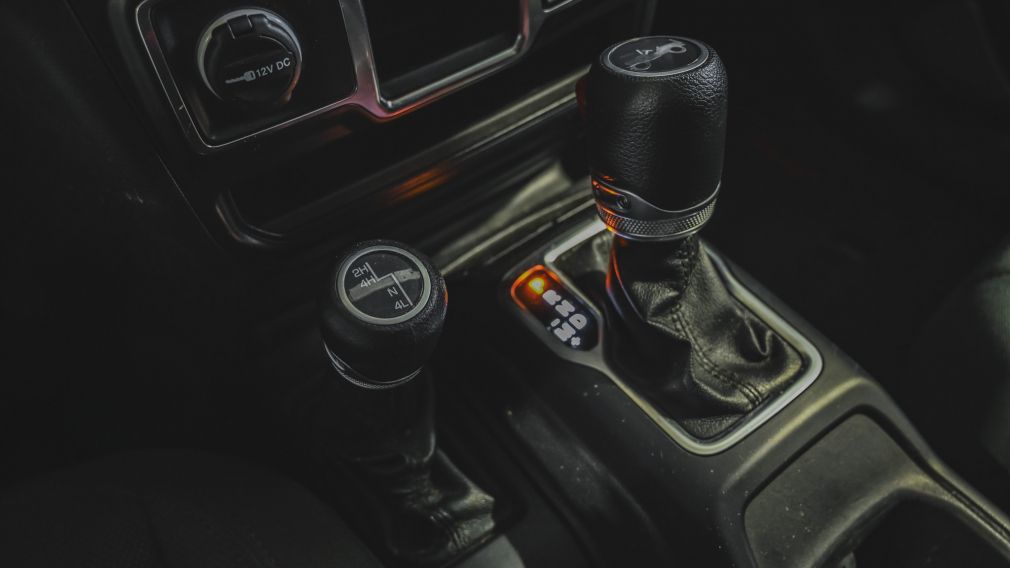 Jeep Wrangler Sport 2019 d&rsquo;occasion à vendre - 22