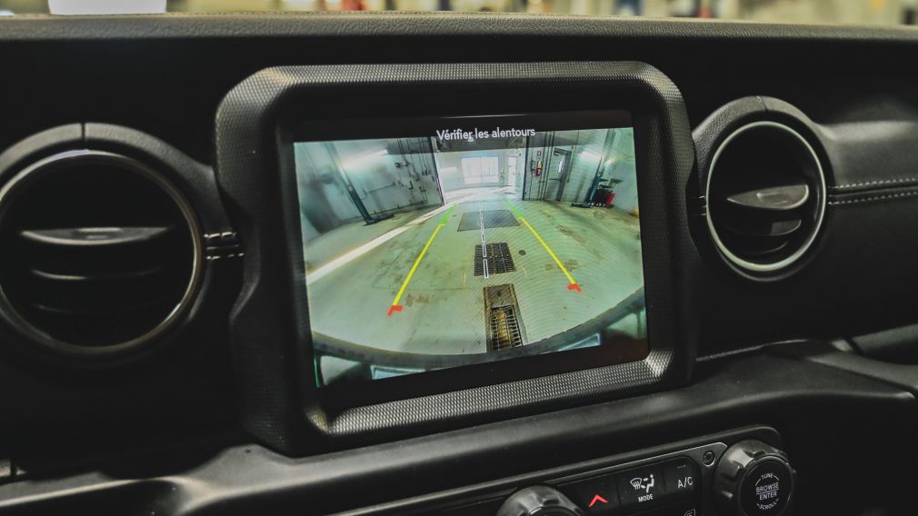 Jeep Wrangler Unlimited Sahara 2022 d&rsquo;occasion à vendre - 24