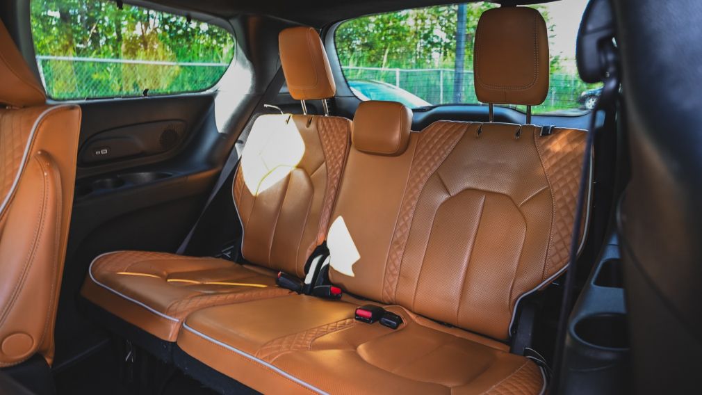Chrysler Pacifica Pinnacle 2023 d&rsquo;occasion à vendre - 27