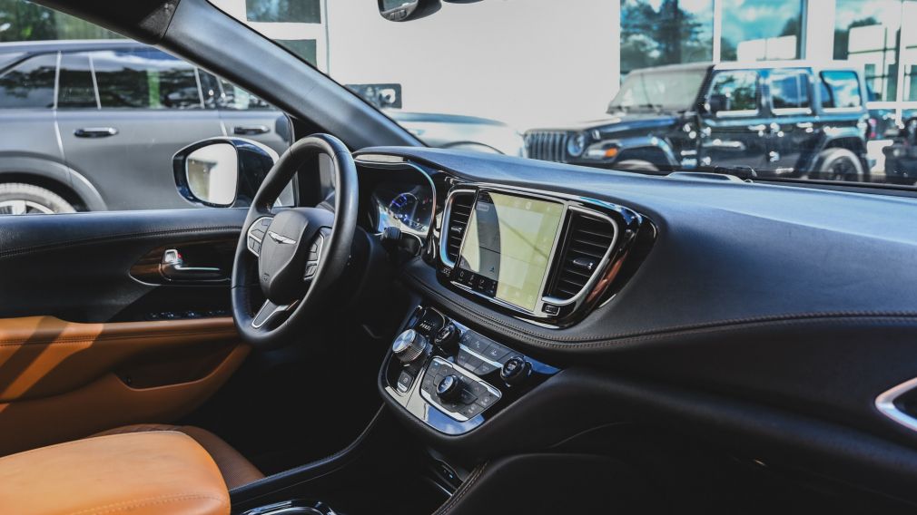 Chrysler Pacifica Pinnacle 2023 d&rsquo;occasion à vendre - 28
