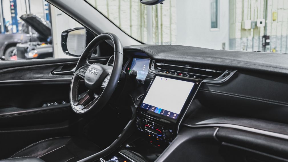 Jeep Grand Cherokee Limited 2023 d&rsquo;occasion à vendre - 31