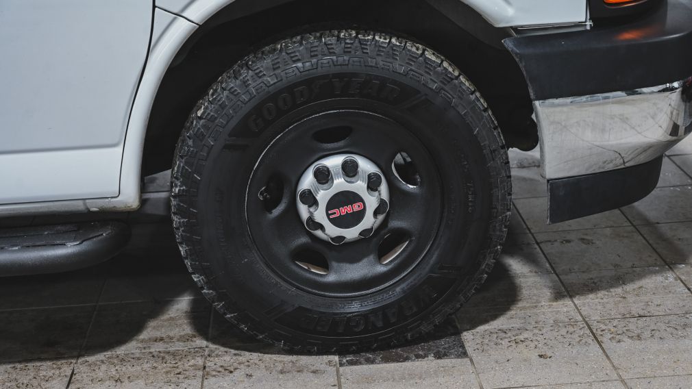 GMC Savana RWD 2500 135&Prime; 2023 d&rsquo;occasion à vendre - 9