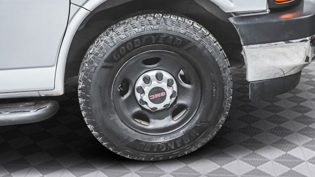 GMC Savana RWD 2500 135&Prime; 2023 d&rsquo;occasion à vendre - 9
