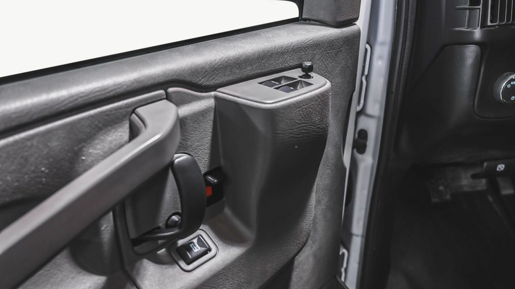 GMC Savana RWD 2500 135&Prime; 2023 d&rsquo;occasion à vendre - 13