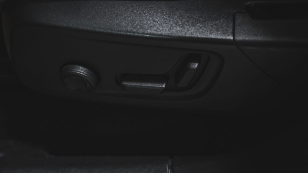 Volvo XC40 Core 2023 d&rsquo;occasion à vendre - 15