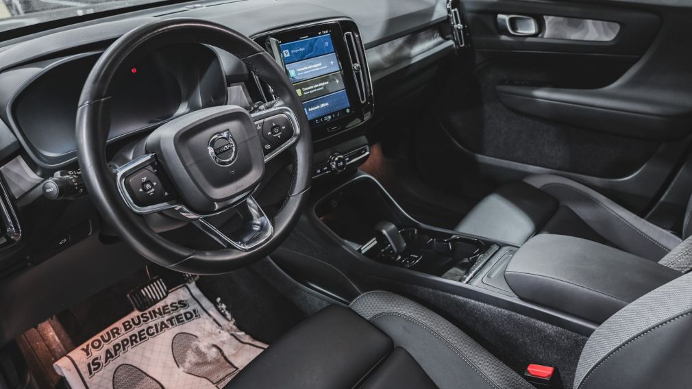 Volvo XC40 Core 2023 d&rsquo;occasion à vendre - 16