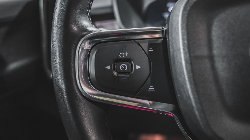 Volvo XC40 Core 2023 d&rsquo;occasion à vendre - 17