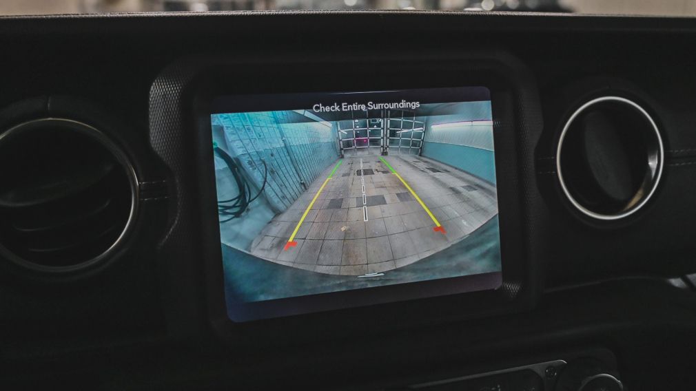 Jeep Wrangler Unlimited Sahara 2021 d&rsquo;occasion à vendre - 24