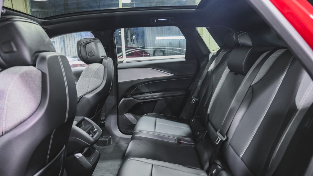 Cadillac LYRIQ Tech 2024 d’occasion à vendre - 27