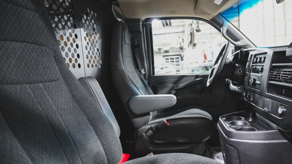 GMC Savana RWD 2500 135″ 2023 d’occasion à vendre - 22