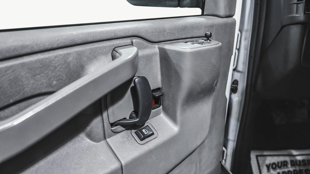 GMC Savana RWD 2500 135″ 2023 d’occasion à vendre - 13