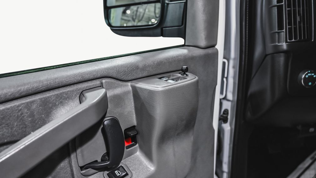 Chevrolet Express RWD 2500 135″ 2024 d’occasion à vendre - 12