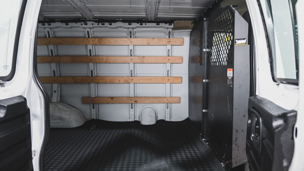 GMC Savana RWD 2500 135″ 2023 d’occasion à vendre - 10