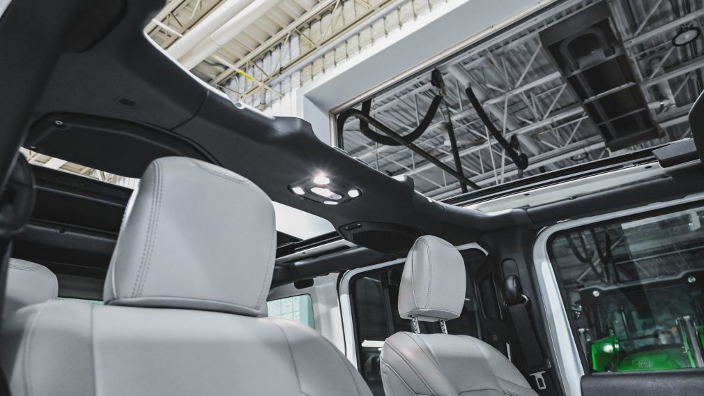 Jeep Wrangler High Altitude 2023 d&rsquo;occasion à vendre - 35