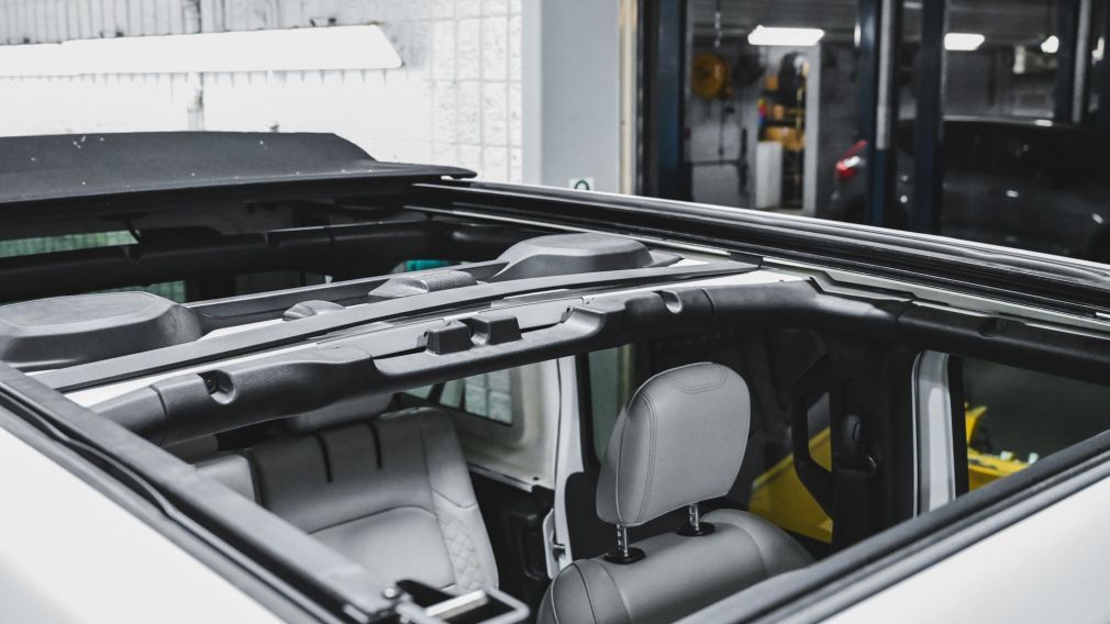 Jeep Wrangler High Altitude 2023 d&rsquo;occasion à vendre - 36