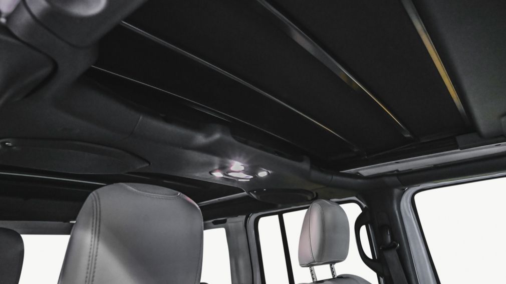 Jeep Wrangler High Altitude 2023 d&rsquo;occasion à vendre - 33