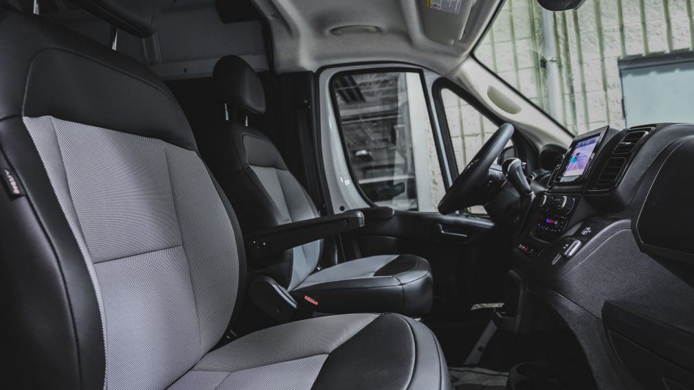 Dodge Ram Tradesman 2025 d&rsquo;occasion à vendre - 24