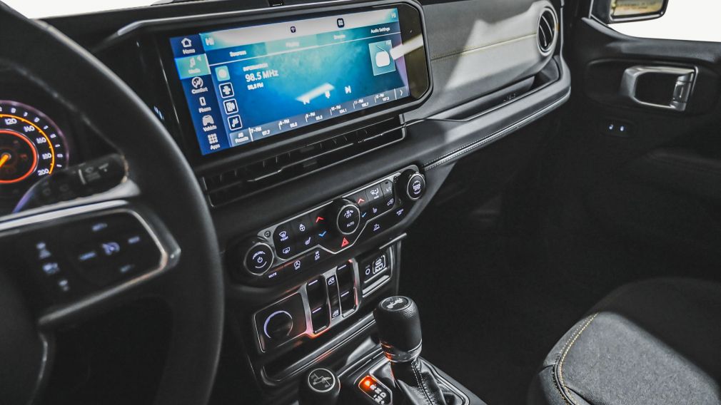 Jeep Wrangler Sahara 2024 d&rsquo;occasion à vendre - 21