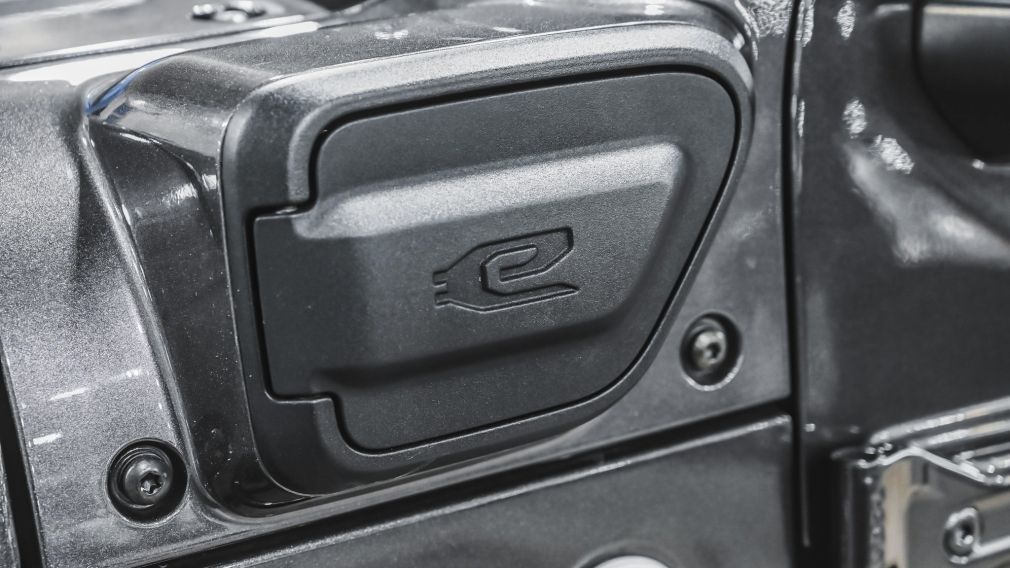 Jeep Wrangler Unlimited Sahara 2021 d&rsquo;occasion à vendre - 12