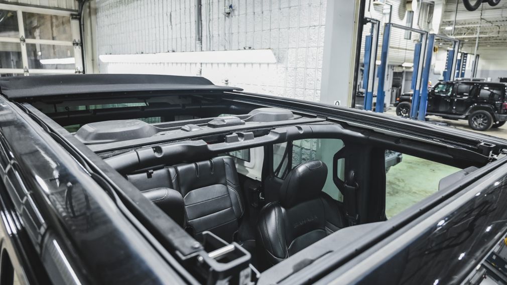 Jeep Wrangler Sahara 2023 d&rsquo;occasion à vendre - 37