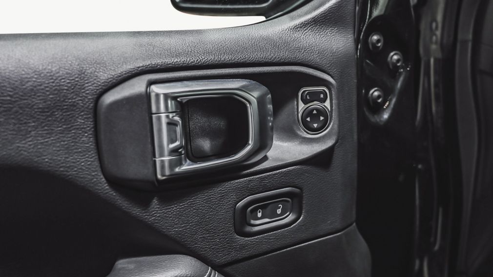 Jeep Wrangler Sahara 2023 d&rsquo;occasion à vendre - 16