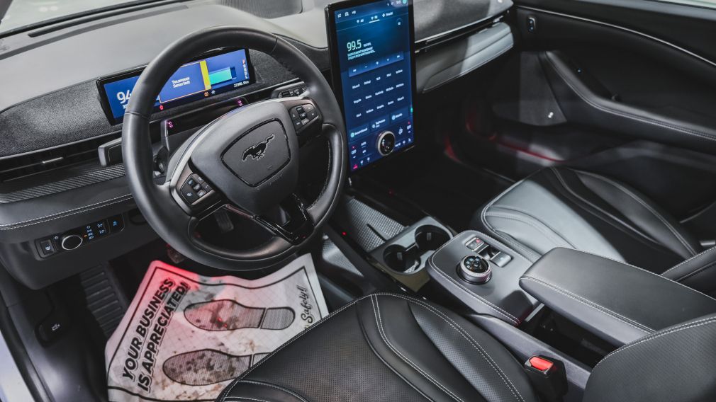 Ford Mustang Mach-E Premium 2023 d&rsquo;occasion à vendre - 16