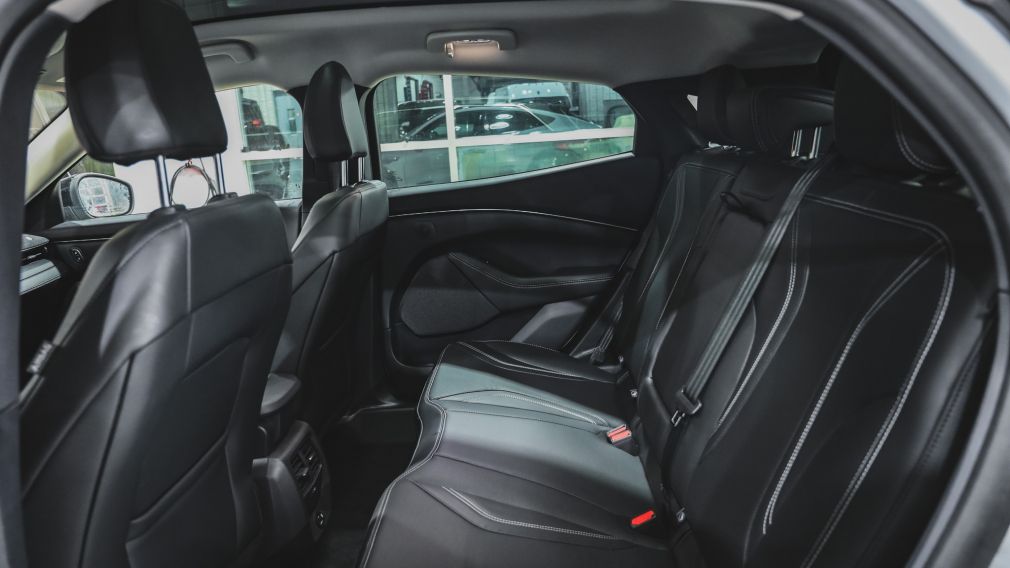 Ford Mustang Mach-E Premium 2023 d&rsquo;occasion à vendre - 26