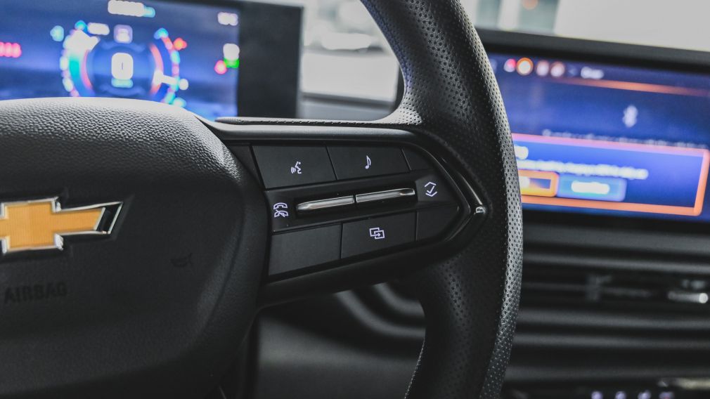 Chevrolet Silverado Work Truck 2024 d&rsquo;occasion à vendre - 19