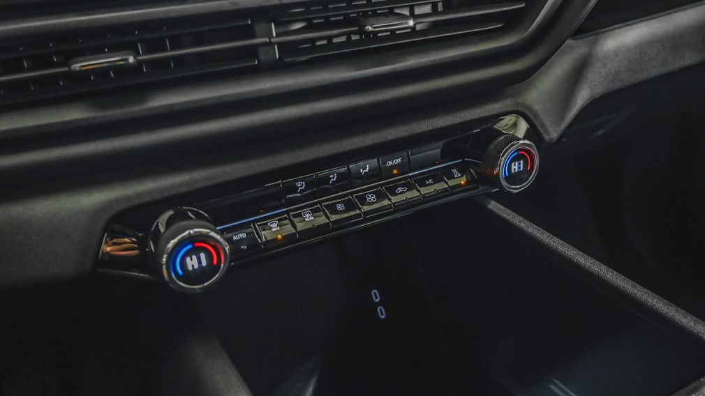 Chevrolet Silverado Work Truck 2024 d&rsquo;occasion à vendre - 21