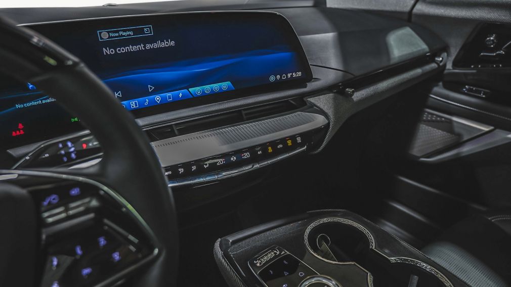 Cadillac OPTIQ Sport 2025 d&rsquo;occasion à vendre - 21