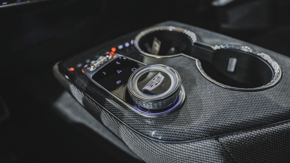 Cadillac OPTIQ Luxury 2025 d&rsquo;occasion à vendre - 25