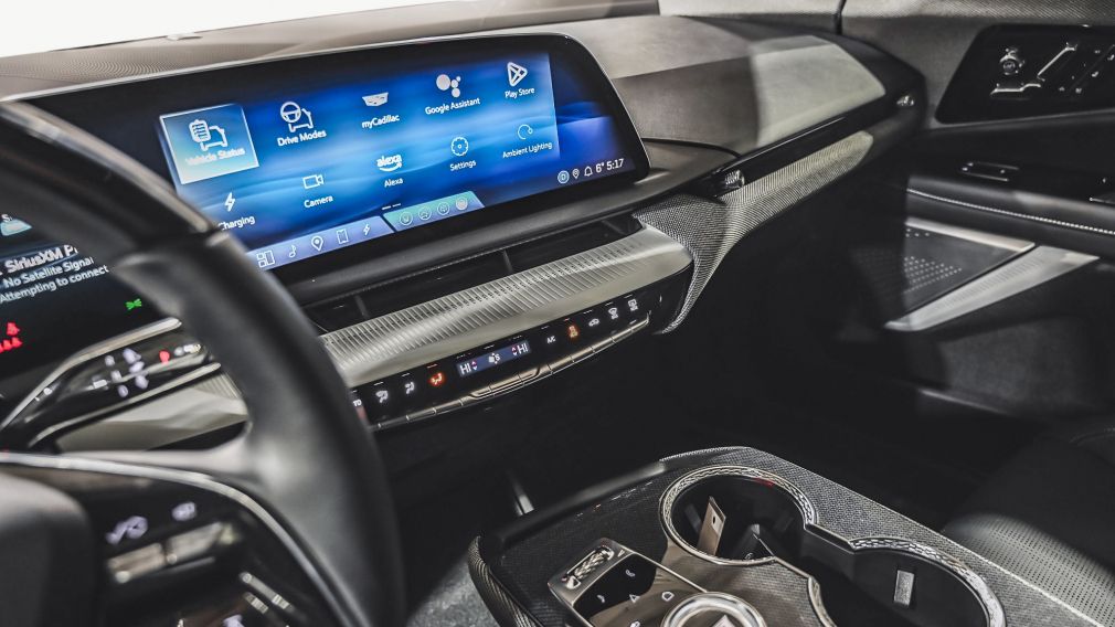 Cadillac OPTIQ Luxury 2025 d&rsquo;occasion à vendre - 21
